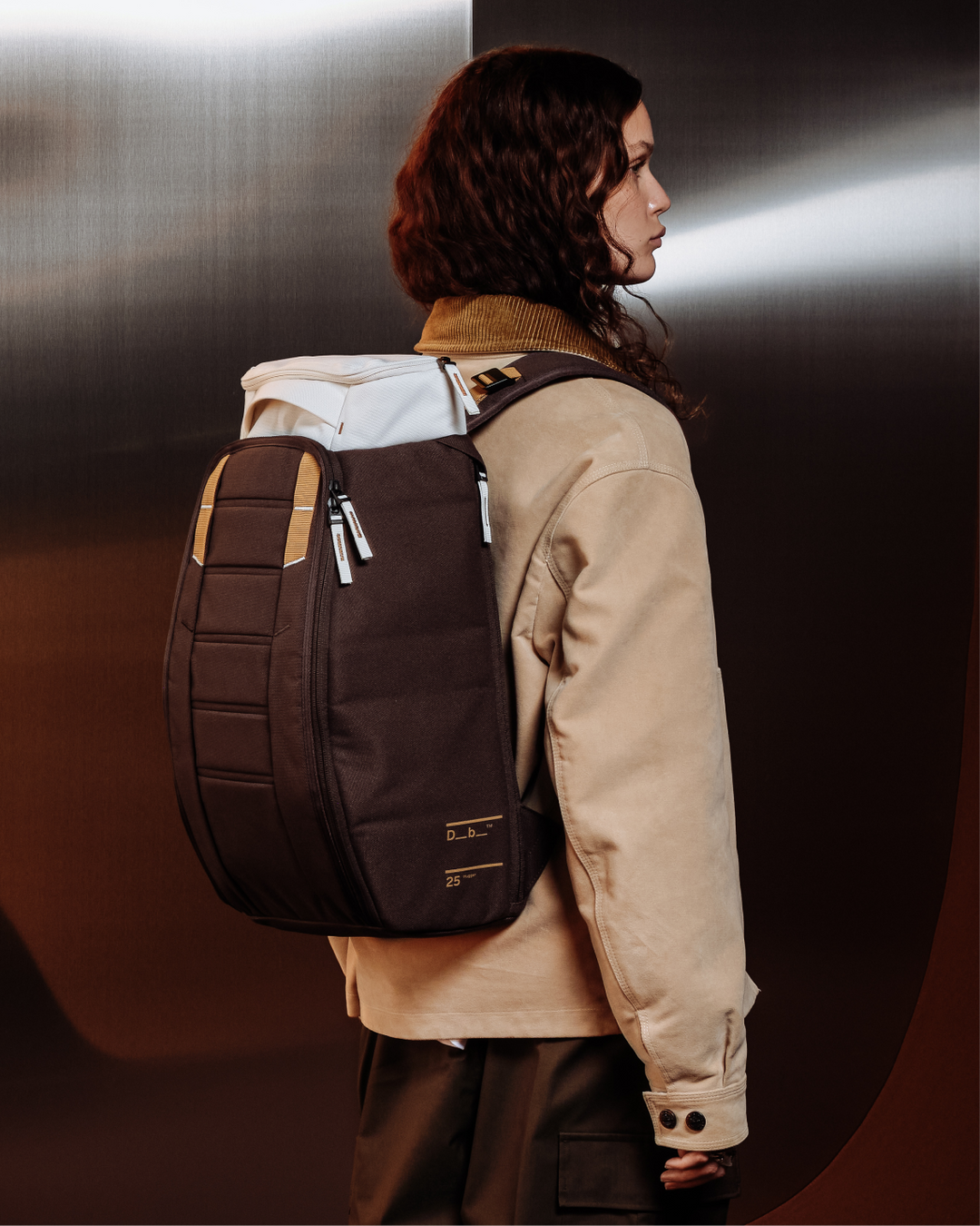 Hugger Backpack 25L Cappuccino