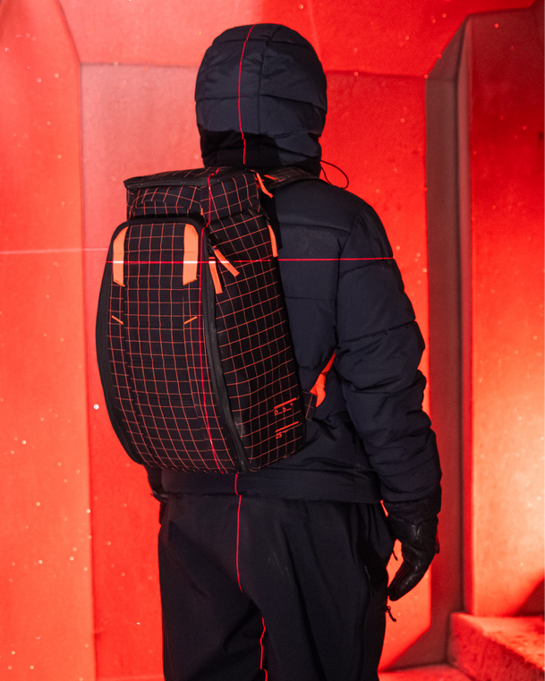 Hugger Backpack 25L Coral Flash